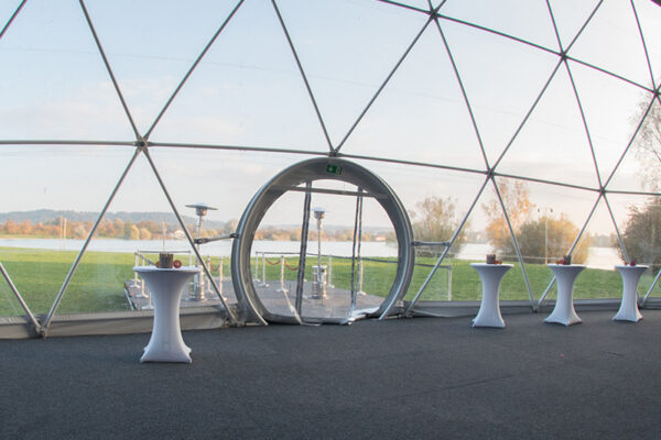 090_seadome01